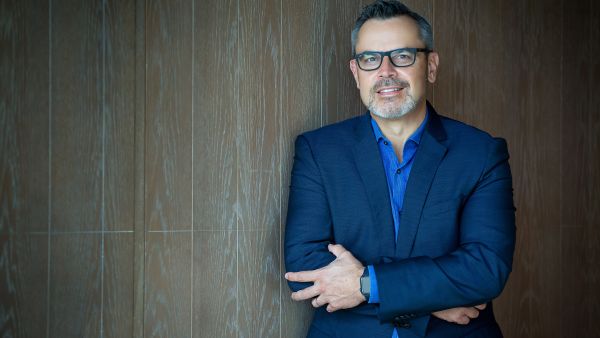 ستيوارت ديسون مجموعة "حياة" تعيّن "ستيوارت ديسون" نائبا للرئيس التنفيذي للقيادة المستقبلية في الشرق الأوسط و أفريقيا.