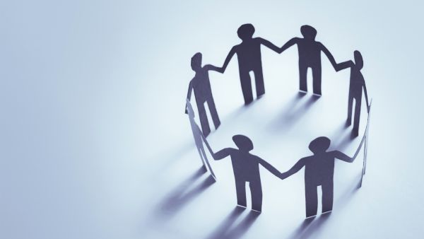 مواليد هذه الأبراج الأسوأ للعمل ضمن فريق