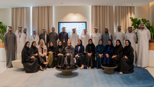 دو تعيّن 25 موظفاً جديداً من الكفاءات الإماراتية وحديثي التخرج مع بداية العام الجديد