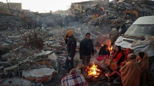 13 الف قتيل في الزلزال التركي السوري