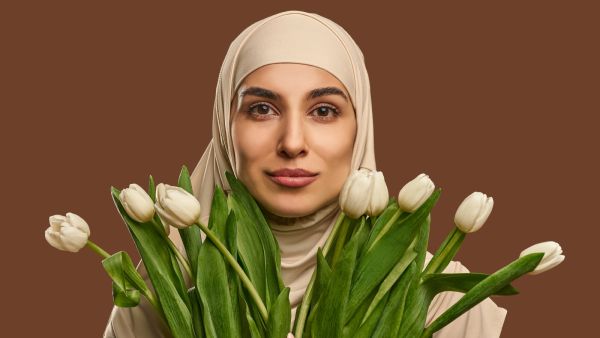يوم المرأة العالمي 2023: هذه الأطعمة تحافظ على شباب بشرتكِ