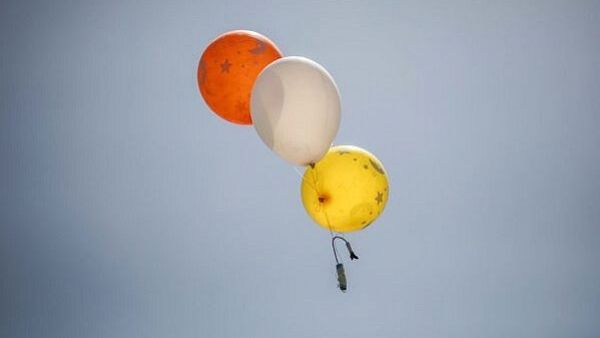 بالونات فلسطينية حارقة باتجاه المستوطنين 