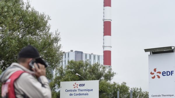 EDF reports record loss in 2022