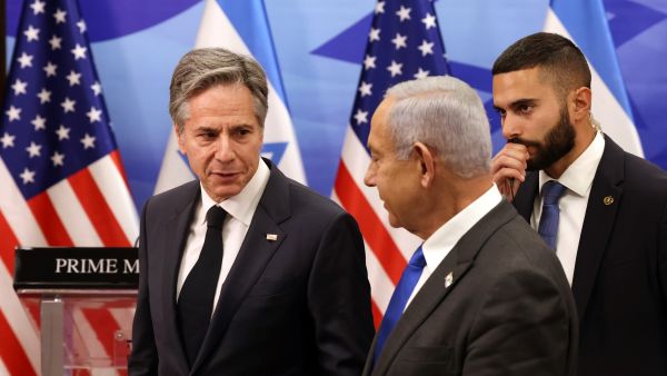 Blinken (L) Netanyahu (R)