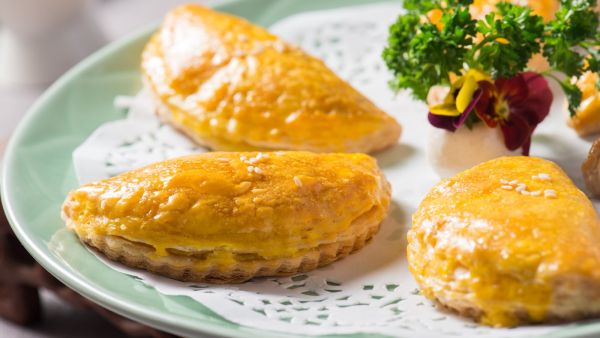 فطيرة نباتية مع حشوة الفطر واليقطين