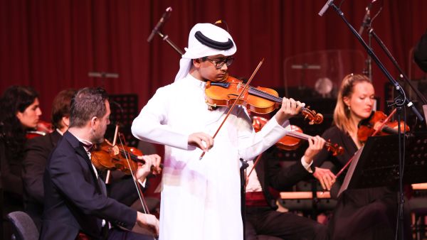 مؤسسة قطر تنظم أمسية موسيقية تجمع بين الطلاب والعازفين المحترفين