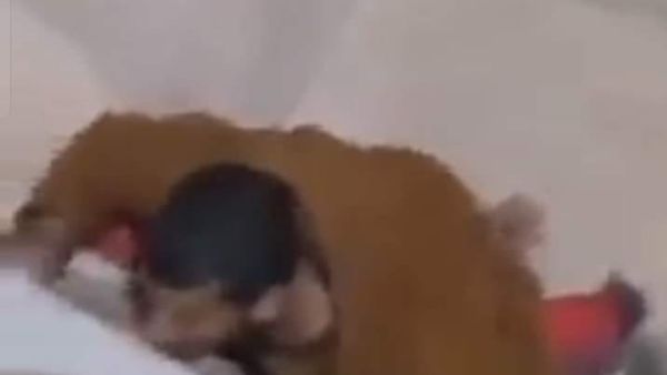 حارس يتجسس على طالبات جامعة في الجزائر