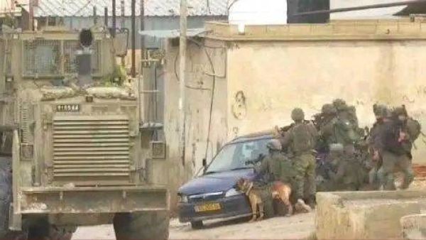 قوات الإحتلال الاسرائيلي تقتحم مدينة أريحا شرق الضفة الغربية المحتلة