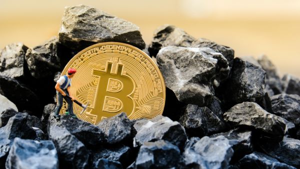 هل يمكنك تعدين البيتكوين في المنزل؟