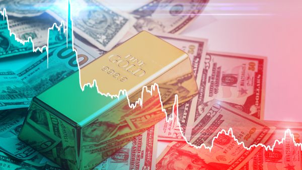 Gold prices fall