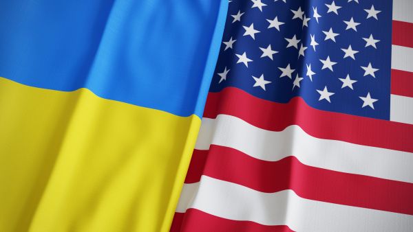 Ukraine and US flags