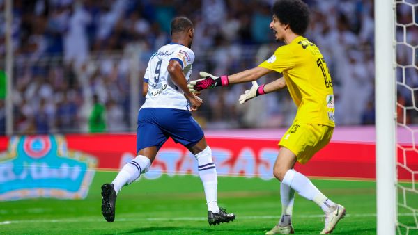 الهلال يكتفي بالتعادل (المصدر: Alhilal_FC@)