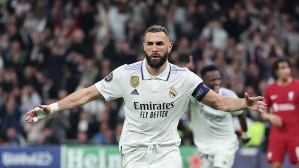 بنزيمة يؤكد تأهل ريال مدريد لربع النهائي (المصدر: أ ف ب)