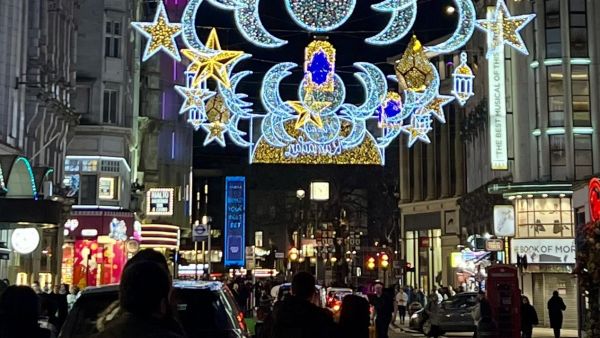لأول مرة.. لندن تضاء بمناسبة شهر رمضان