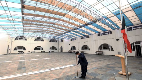  وزير التربية والتعليم العالي في الكويت انها ستنهي عمل عدد من المعلمين الوافدين بعد نهاية العام الدراسي الحالي