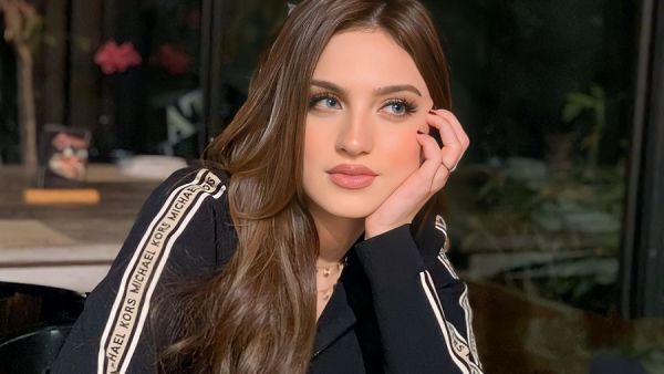 ياسمين عز