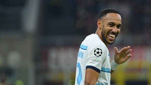 Chelsea's Gabonese striker Pierre-Emerick Aubameyang celebrates scoring his team's second goal during the UEFA Champions League group E, football match between AC Milan and Chelsea, at the San Siro stadium, in Milan, on October 11, 2022. (Photo by Alberto PIZZOLI  AFP)