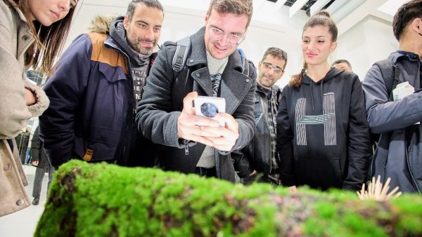 Huawei creates a "tech oasis" to light up MWC 2023 with innovative experiences