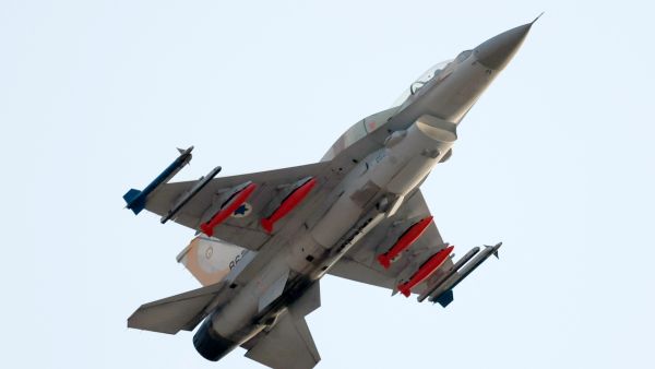 مقاتلة حربية اسرائيلية من طراز F-16 (أ ف ب)