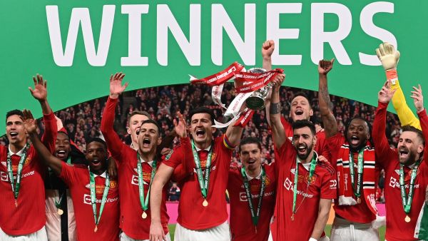 مانشستر يونايتد يلاقي ويست هام اليوم (المصدر: أ ف ب)