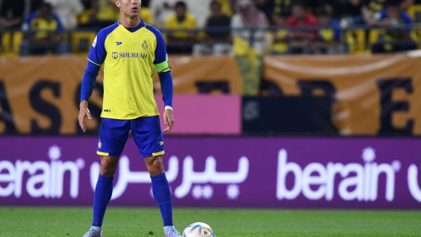 نجم كرة القدم العالمي كريستيانو رونالدو