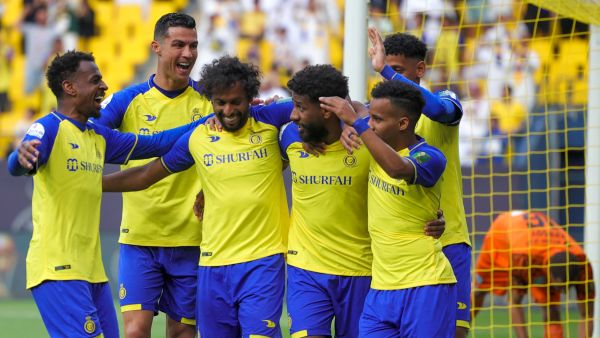 فريق النصر مطالب بتحقيق الفوز (المصدر: أ ف ب)