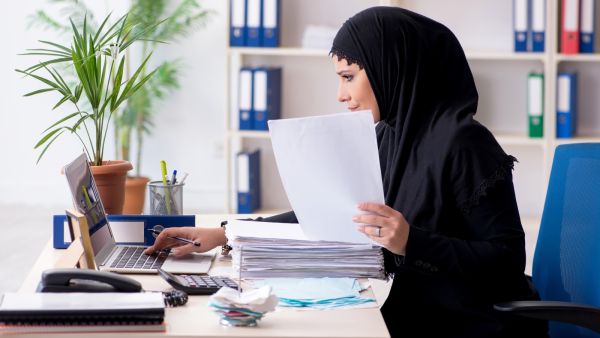حظك اليوم وتوقعات الأبراج الجمعة 7 نيسان/أبريل 2023