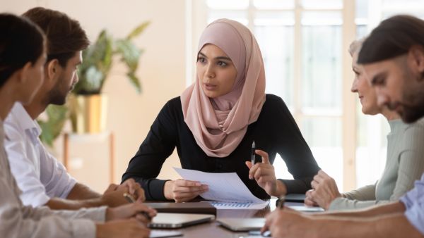 حظك اليوم وتوقعات الأبراج الخميس 6 نيسان/أبريل 2023