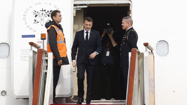 Macron in China, might tip odds in Ukraine favor