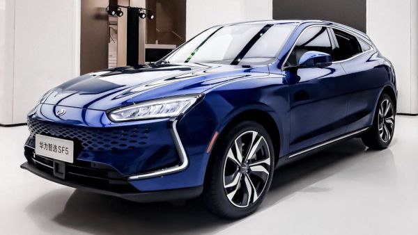 Huawei expands electric vehicle presence