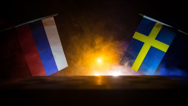 Sweden expels 5 Russian diplomats