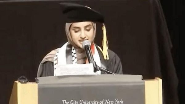  الطالبة اليمنية فاطمة موسى محمد