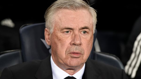 كارلو أنشيلوتي (Photo by Josep LAGO / AFP)
