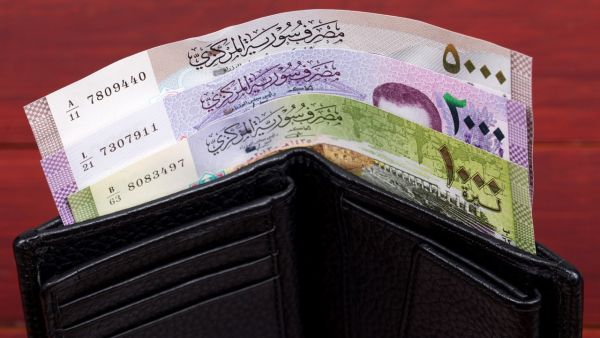 سعر الدولار في سوريا اليوم