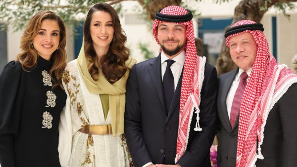 أسرار شعار  عقد قران الأمير حسين والآنسة رجوة