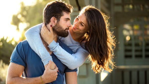 مواليد هذه الأبراج يميلون إلى الهيمنة في العلاقة