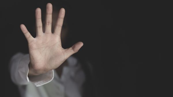 US teacher arrested for having sexual affair with student