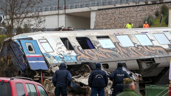 German train runs over employees, kills 2