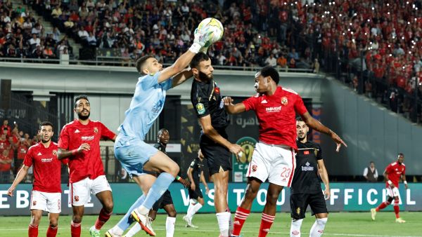 الأهلي يتفوق على الوداد (Photo by Khaled DESOUKI / AFP)