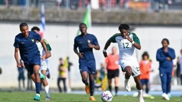 السعودية تتغلب على فرنسا (المصدر: كووورة)