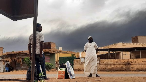 مصر تفرض تاشيرة دخول على كافة السودانيين بلا استثناء