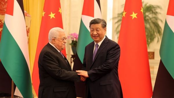 عباس والرئيس جي بينغ