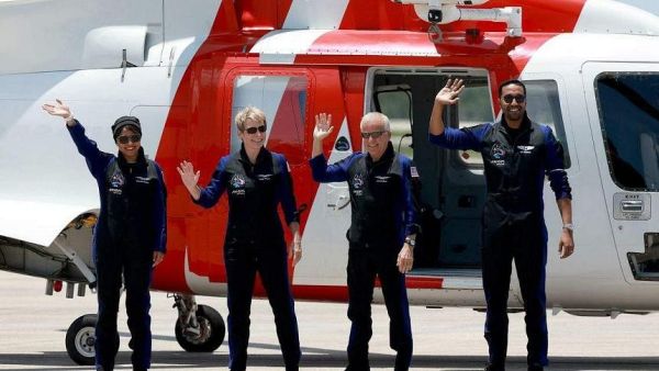 First arab woman and team of four astronauts return safely to earth from research mission aboard International Space Station