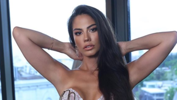 Özdemir is enjoying her summer break in Hungary.