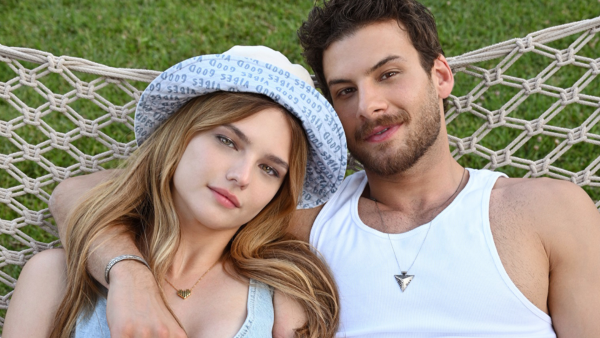 The series is directed by Doğa Can Anafarta 