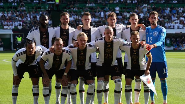 Germany's players pose for a team photo prior to the International friendly football match between Germany and Ukraine, in Bremen, northern Germany on June 12, 2023. (Photo by Focke Strangmann / AFP)