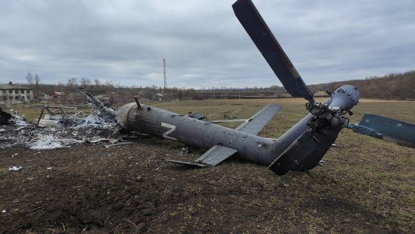  Tunisian helicopter crashes, 2 bodies found 