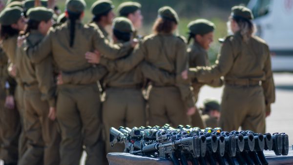 الجيش الإسرائيلي يقر بتعرض احدى قواعده العسكرية للسرقة