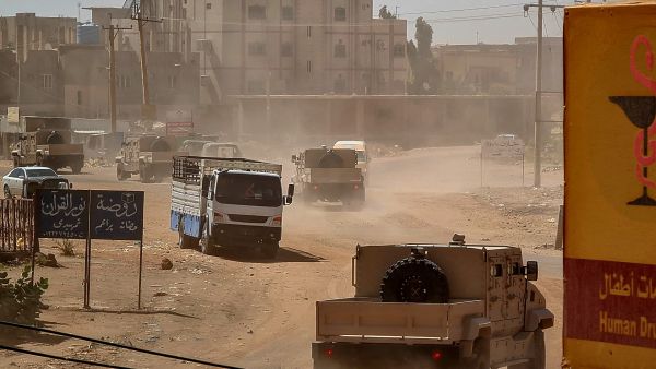 بمناسبة العيد.. حميدتي يعلن وقفا لاطلاق النار من طرف واحد في السودان