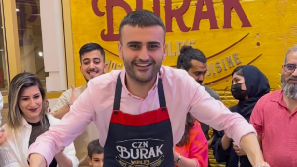  CZN Burak is doing great despite all the feud with his father. 